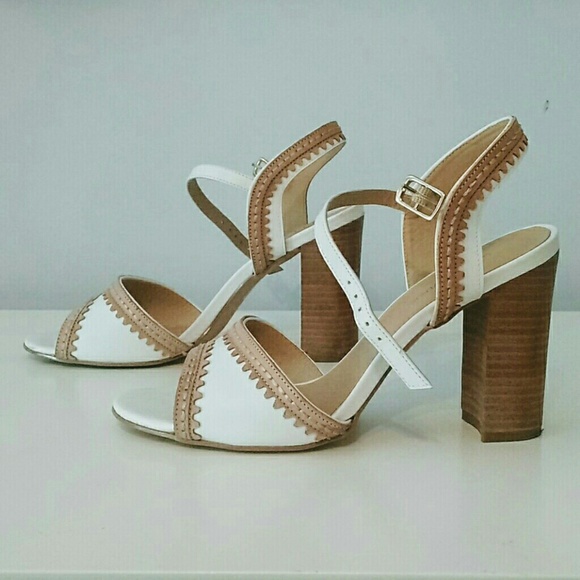 Saks Fifth Avenue White Vintage Heels - Picture 2 of 6